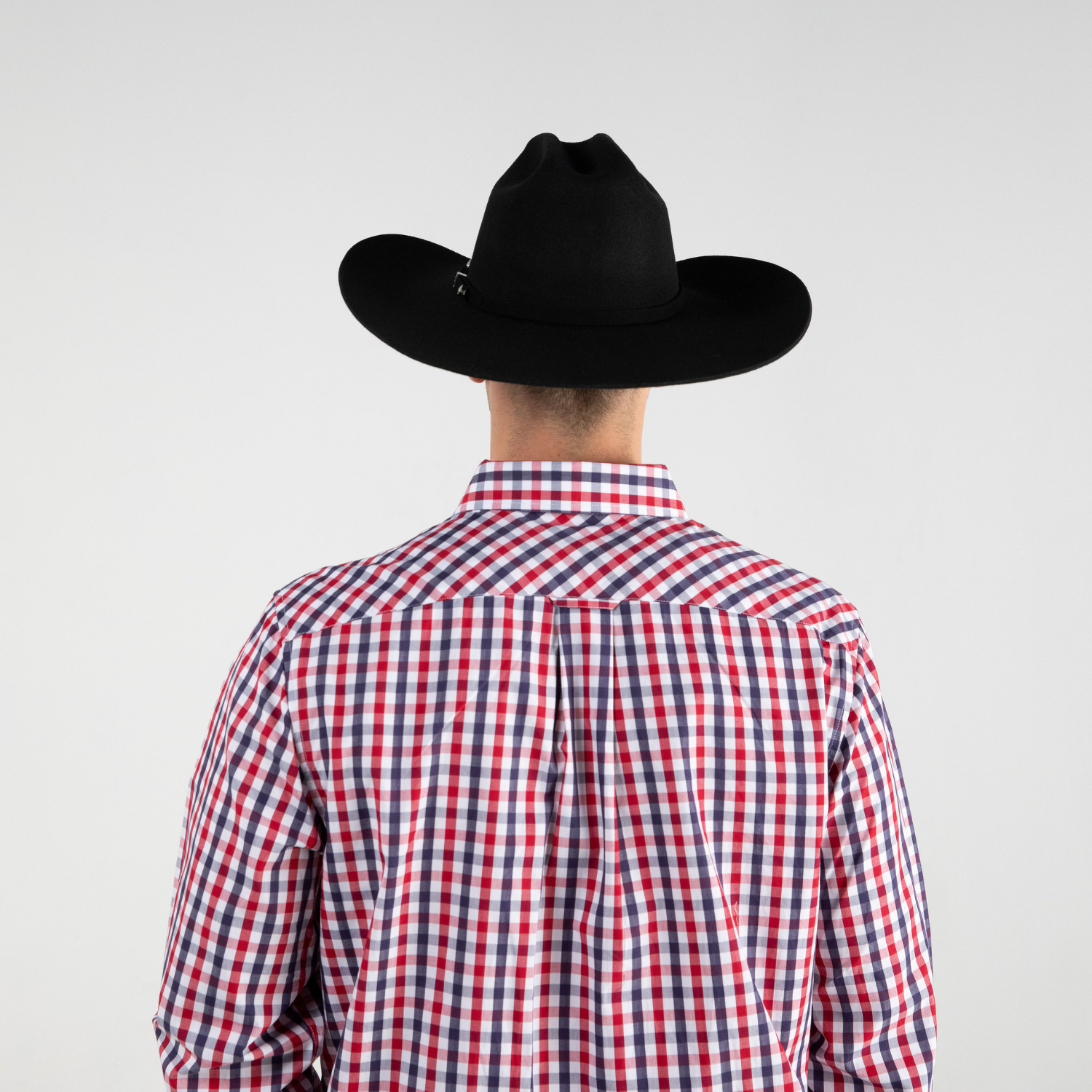 OUTBACK RANCHER BLACK